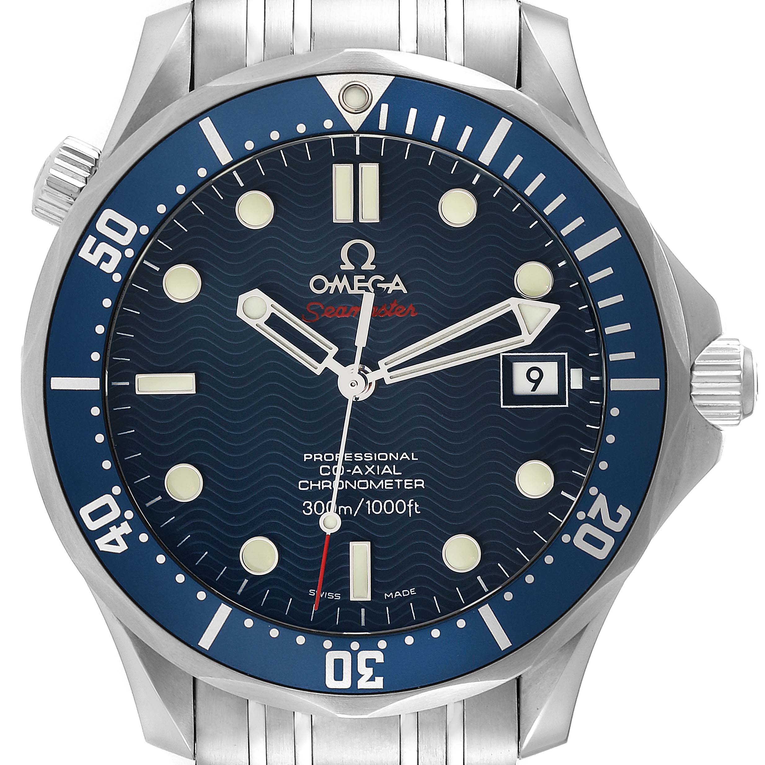 This image shows a frontal view of the Omega Seamaster 2220.80.00 Men
s Stainless Steel Blue Dial 2220.80.00 Men
s Stainless Steel Blue Dial watch, highlighting the face, bezel, and part of the stainless steel strap.