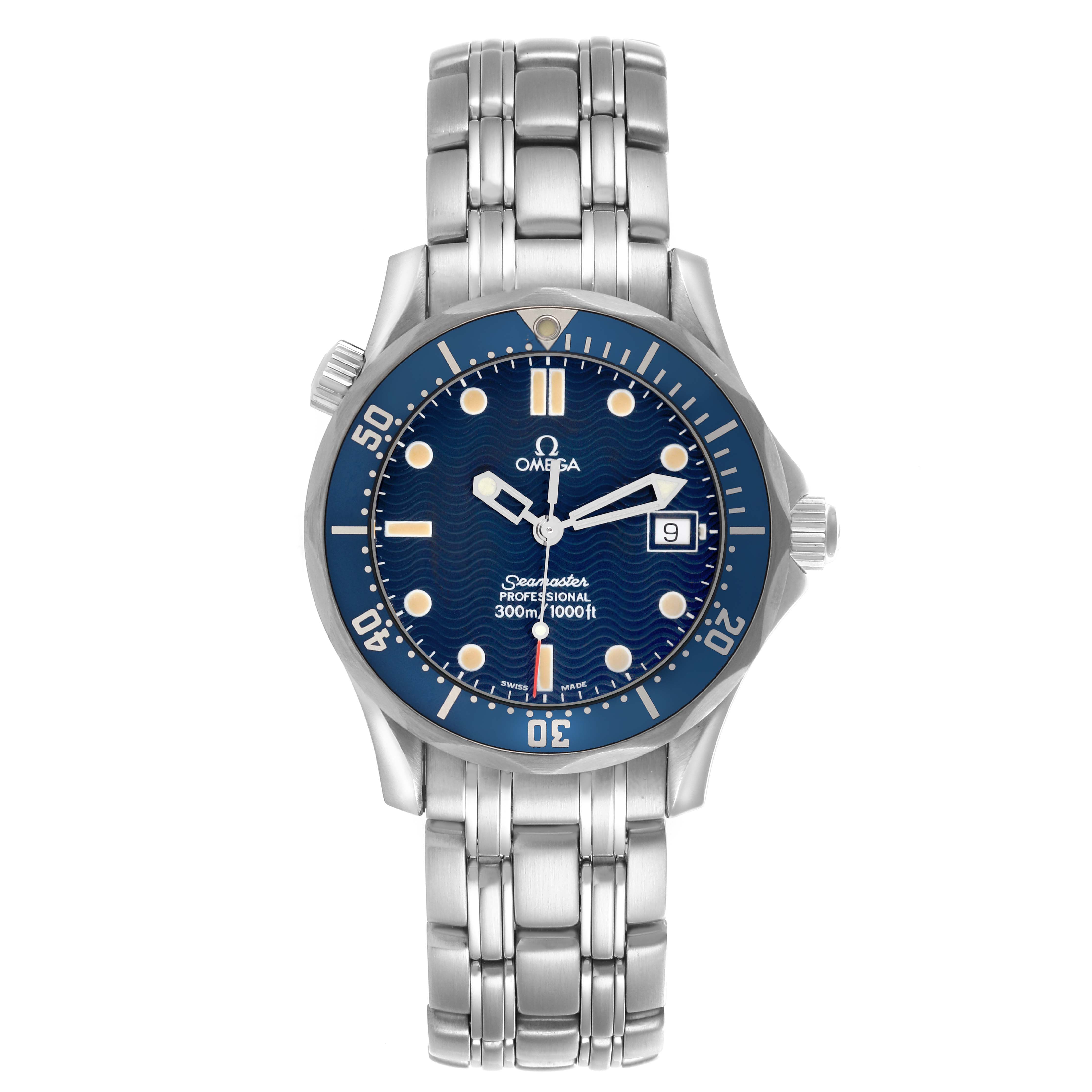 The image shows an Omega Seamaster 2561.80.00 Men
s Stainless Steel Blue Dial 2561.80.00 Men
s Stainless Steel Blue Dial watch from a front angle, displaying the face, bezel, and bracelet.