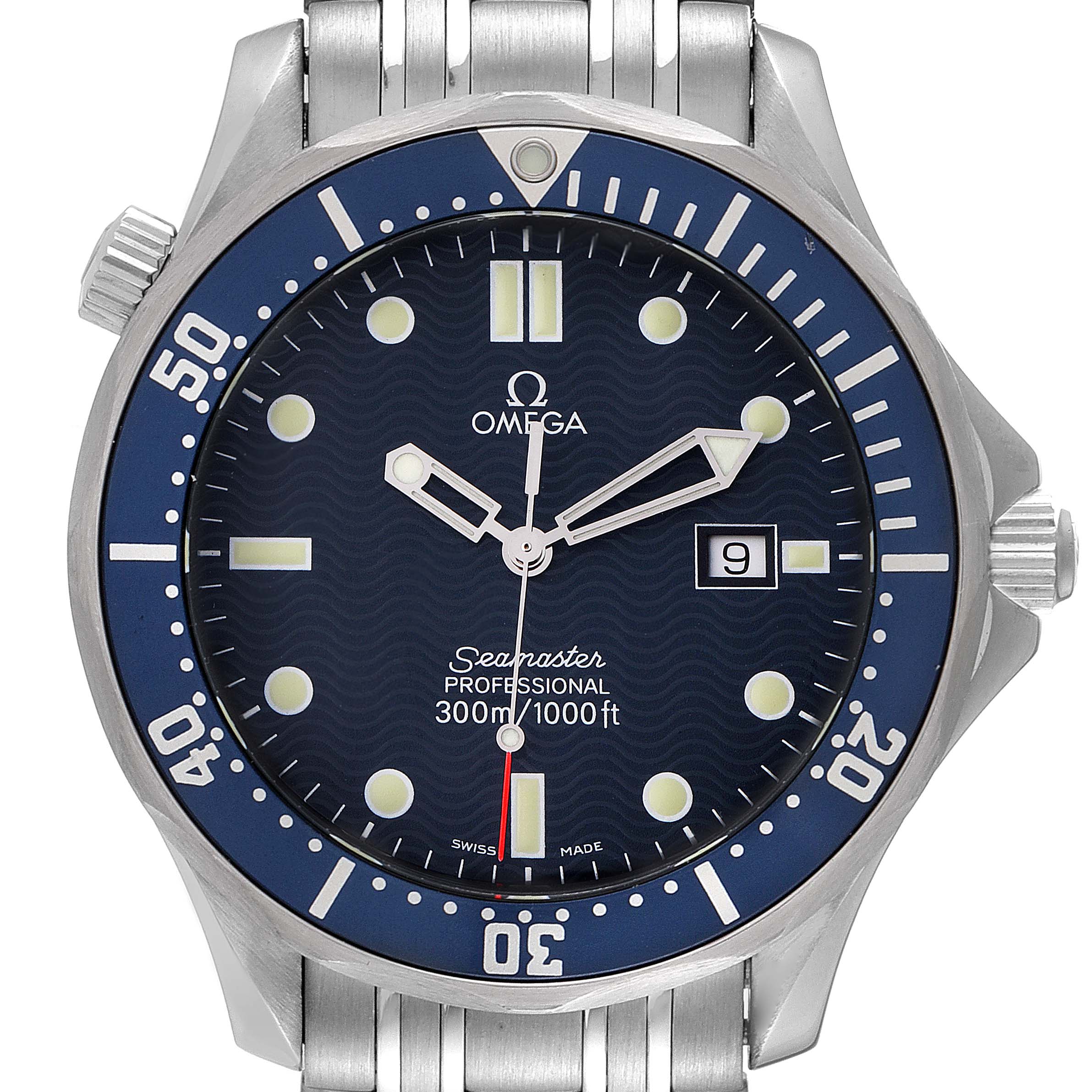 The image shows a front view of an Omega Seamaster 2541.80.00 Men's Stainless Steel Blue Dial 2541.80.00 Men's Stainless Steel Blue Dial watch, highlighting its dial, bezel, and bracelet.