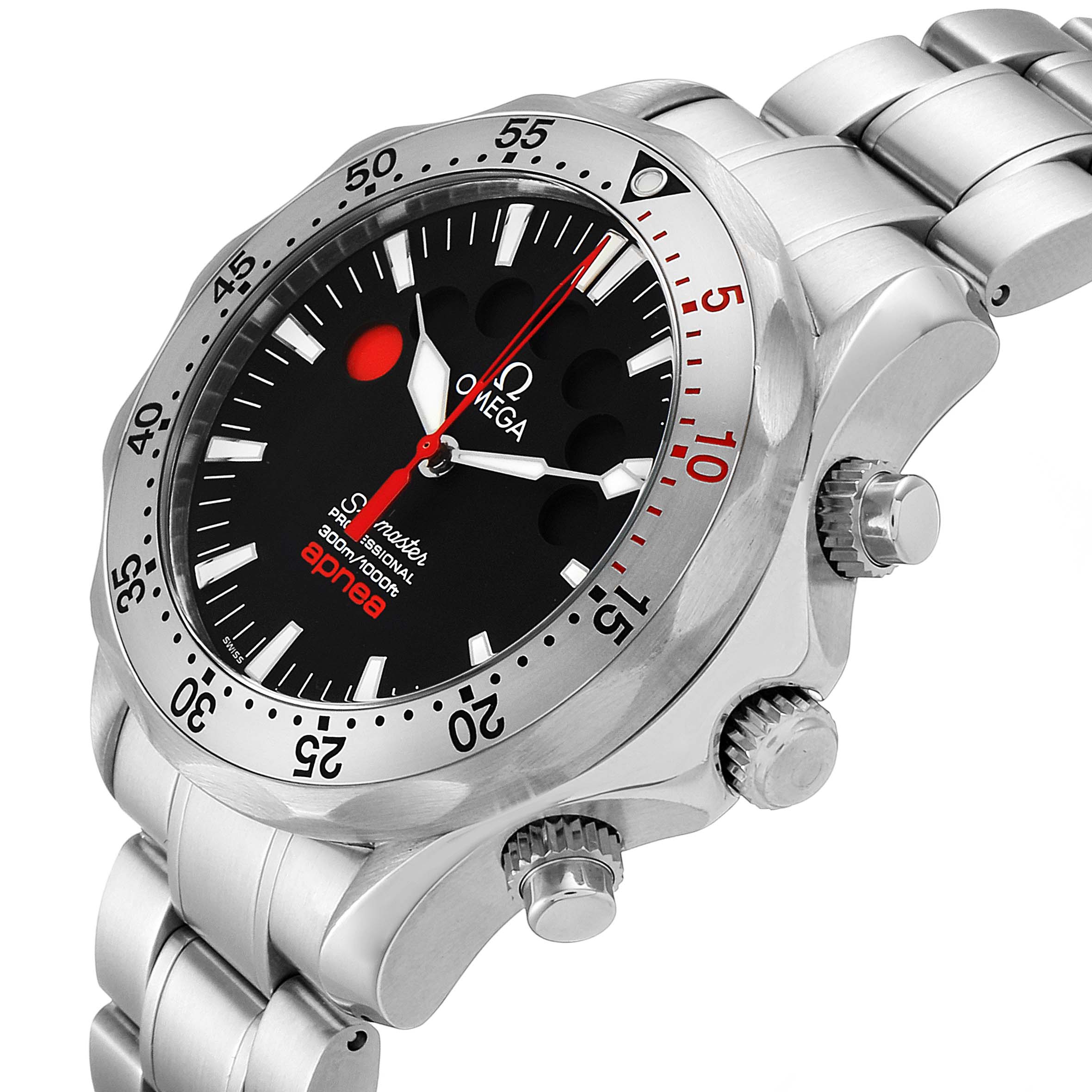 The image shows the Omega Seamaster 2595.50.00 Men
s Stainless Steel Black Dial 2595.50.00 Men
s Stainless Steel Black Dial watch at a close-up angle, highlighting the face, bezel, and part of the bracelet.