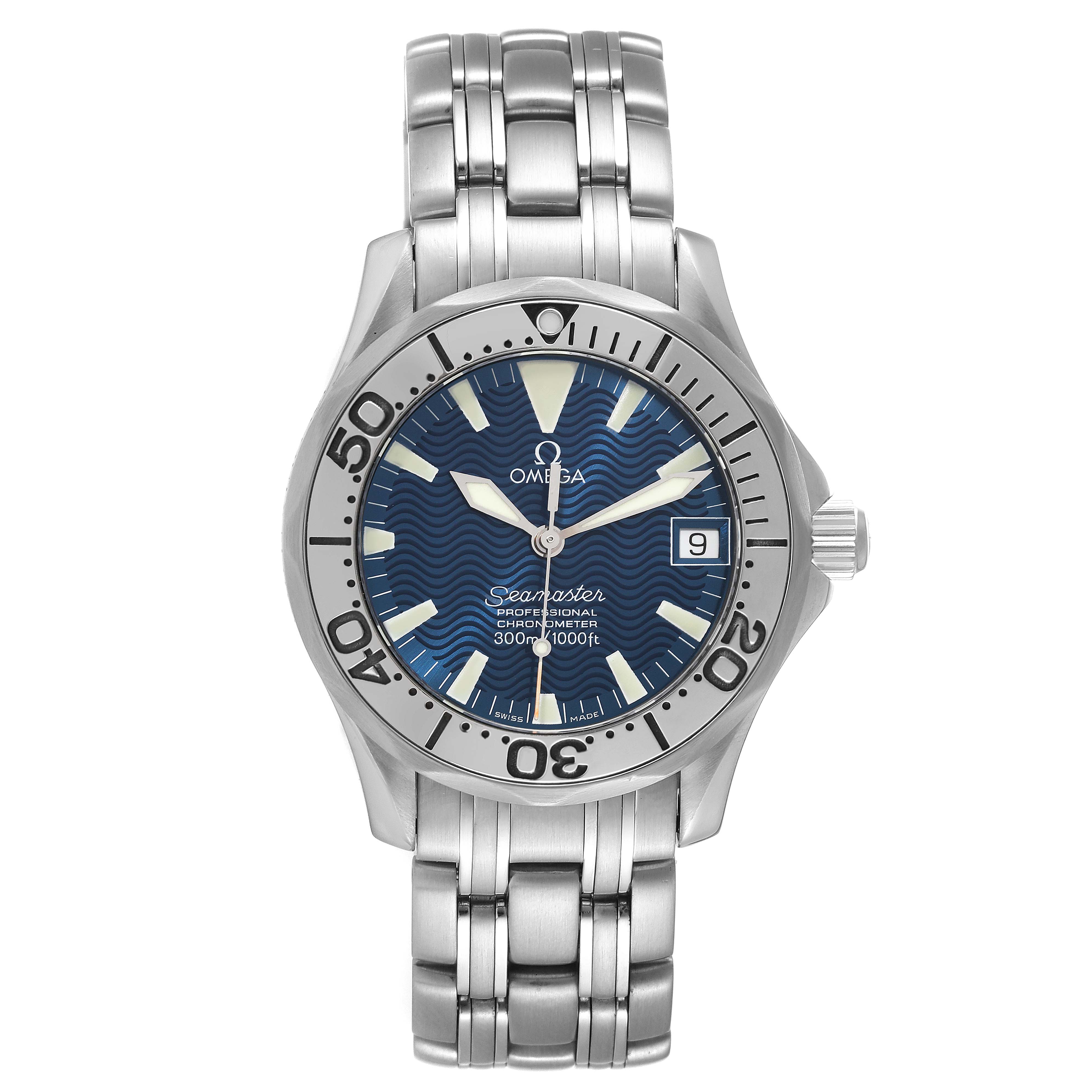 This image shows the front view of an Omega Seamaster 2554.80.00 Men's Stainless Steel Blue Dial 2554.80.00 Men's Stainless Steel Blue Dial watch, highlighting its face, bezel, and stainless steel bracelet.