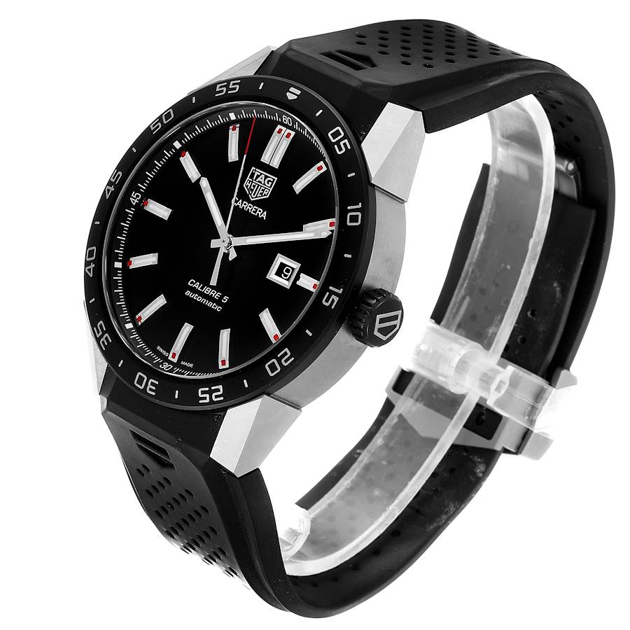 compare garmin fenix 6 and forerunner 945