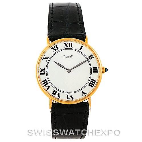 This is a front view of the Piaget 9035 Men
s Yellow Gold White Dial 9035 Men
s Yellow Gold White Dial 18K Yellow Gold Mechanical Men
s Watch 9035 model showcasing the dial and strap.
