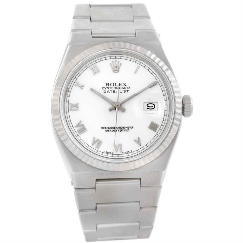 This image shows a front view of a Rolex Oysterquartz 17000 Men
s Stainless Steel White Dial 17000 Men
s Stainless Steel White Dial watch, displaying the dial, bezel, case, bracelet, and crown.
