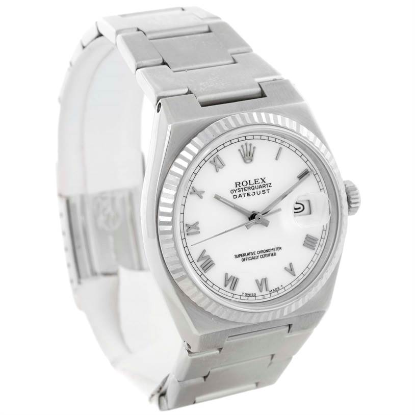 The image shows a front-left angle of the Rolex Oysterquartz 17000 Men
s Stainless Steel White Dial 17000 Men
s Stainless Steel White Dial Datejust, displaying the watch face, bezel, and part of the bracelet.