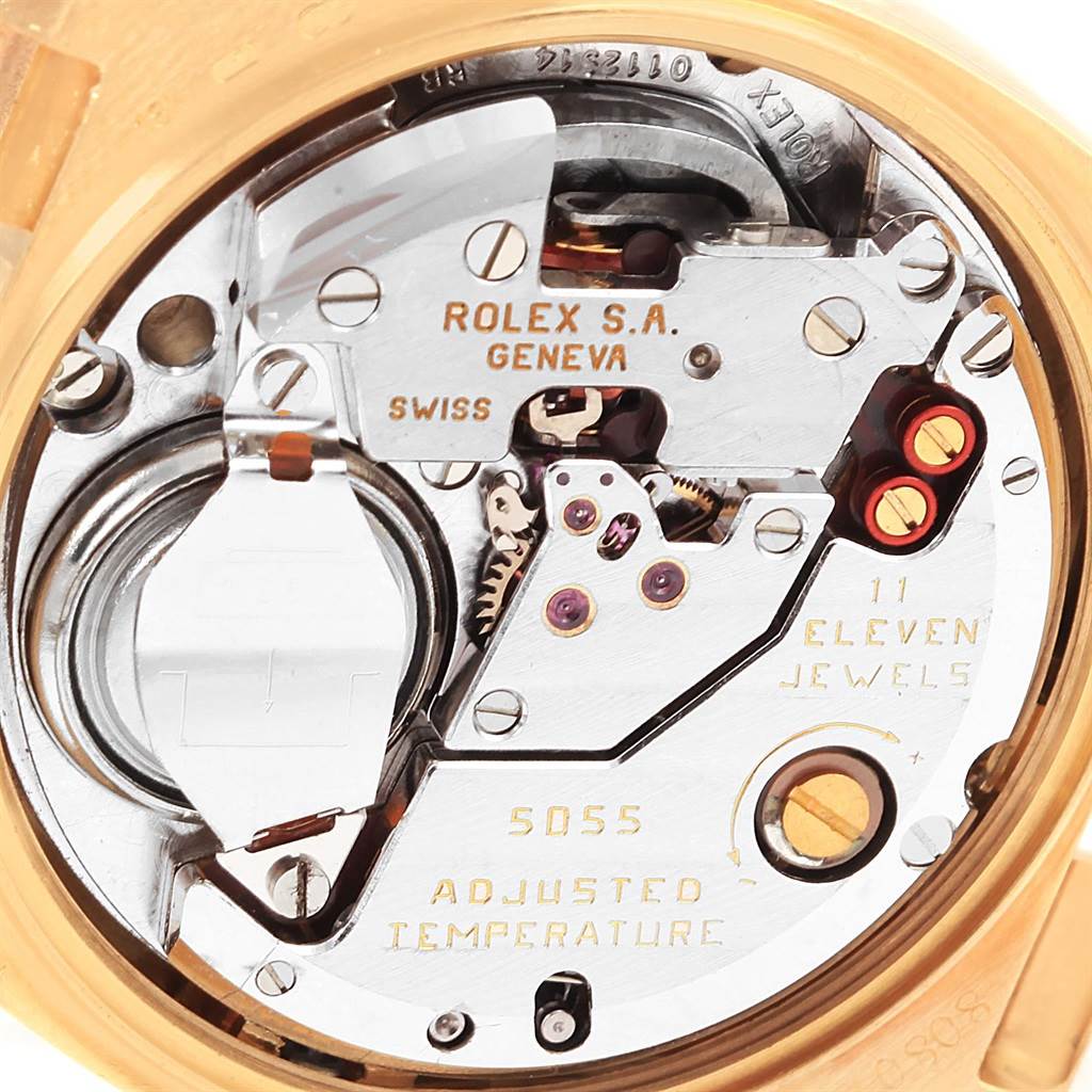 This image shows the internal mechanism of a Rolex Oysterquartz 19018 Men
s Yellow Gold Black Dial 19018 Men
s Yellow Gold Black Dial watch.