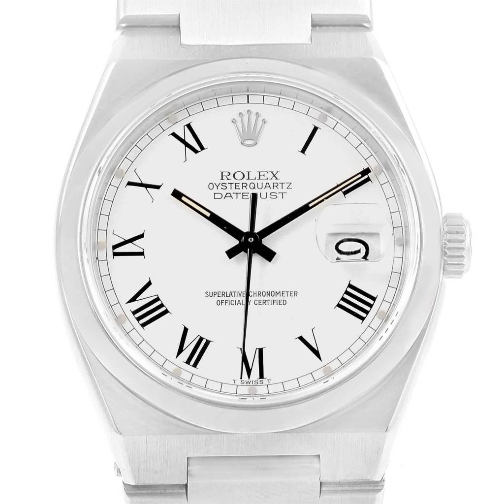 The image shows a front view of the Rolex Oysterquartz 17000 Men's Stainless Steel White Dial 17000 Men's Stainless Steel White Dial Datejust, highlighting the dial, hands, and date window.