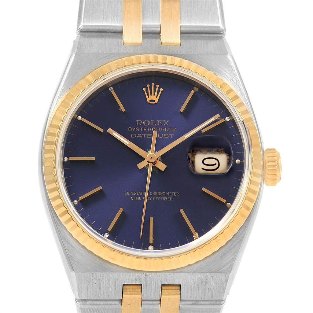 The image shows a frontal view of the Rolex Oysterquartz 17013 Men
s Stainless Steel Blue Dial 17013 Men
s Stainless Steel Blue Dial watch, displaying the face, bezel, crown, and part of the bracelet.