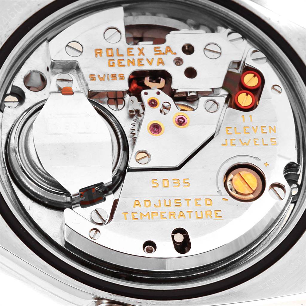 The image shows the inner workings and mechanical parts of a Rolex Oysterquartz 17000 Men
s Stainless Steel White Dial 17000 Men
s Stainless Steel White Dial model at a close-up angle.