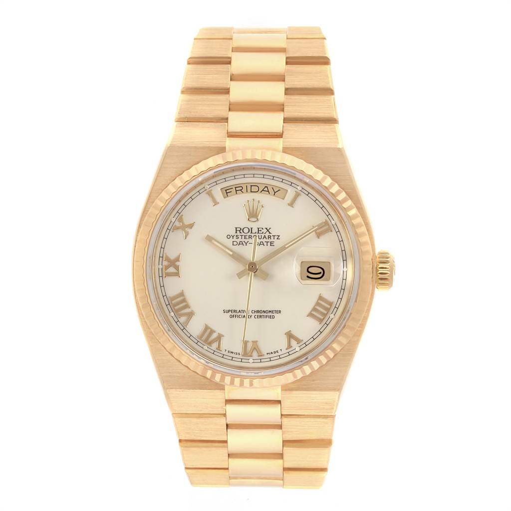 This image shows a frontal view of a Rolex Oysterquartz 19018 Men's Yellow Gold White Dial 19018 Men's Yellow Gold White Dial watch, showcasing the face, bezel, and bracelet.