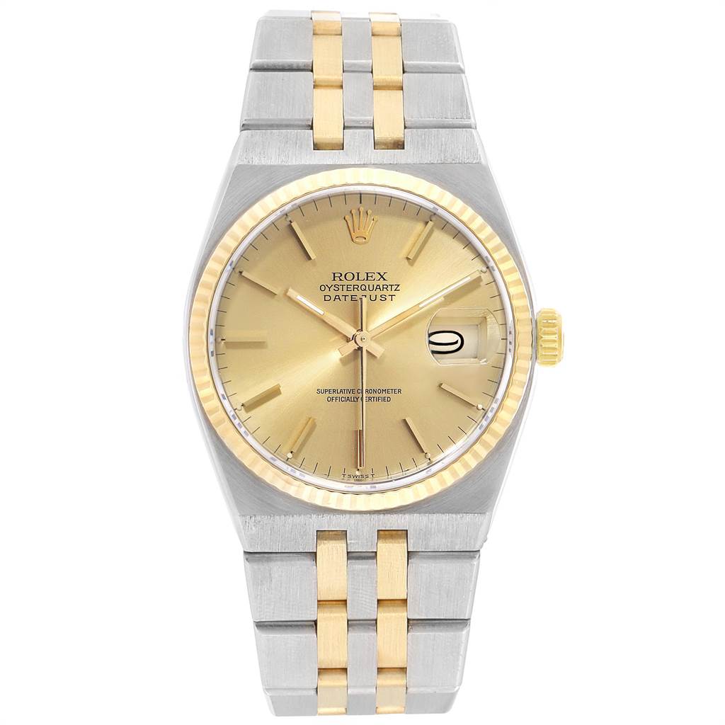 The image shows a front view of the Rolex Oysterquartz 17013 Men
s Stainless Steel Champagne Dial 17013 Men
s Stainless Steel Champagne Dial Datejust watch, highlighting its dial, bezel, and bracelet.