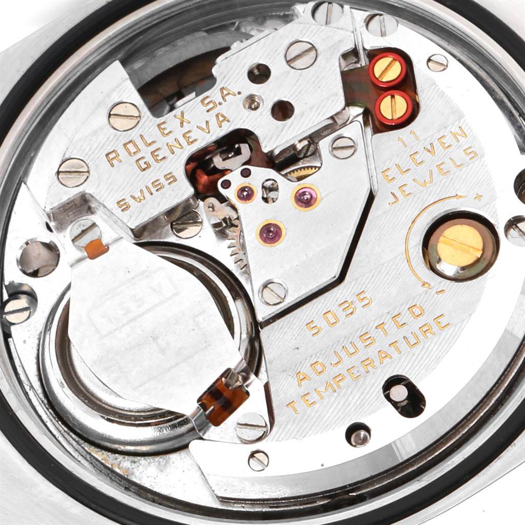 This image shows a close-up angle of the internal movement mechanism of a Rolex Oysterquartz 19220 Men's Steel and Gold (two tone) White Dial 19220 Men's Steel and Gold (two tone) White Dial watch.