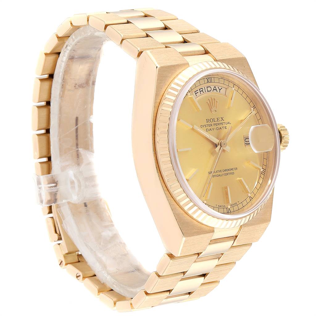 The Rolex Oysterquartz 19018 Men's Yellow Gold Champagne Dial 19018 Men's Yellow Gold Champagne Dial watch is shown at a slight angle, showcasing the face, bezel, and part of the bracelet.