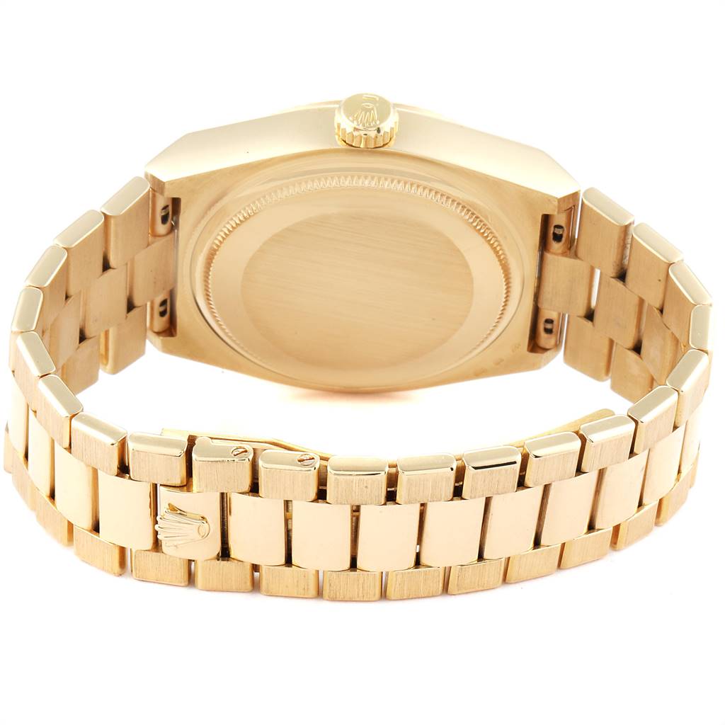 The image shows the back case and the bracelet of a Rolex Oysterquartz 19018 Men's Yellow Gold Champagne Dial 19018 Men's Yellow Gold Champagne Dial watch, viewed from the rear.