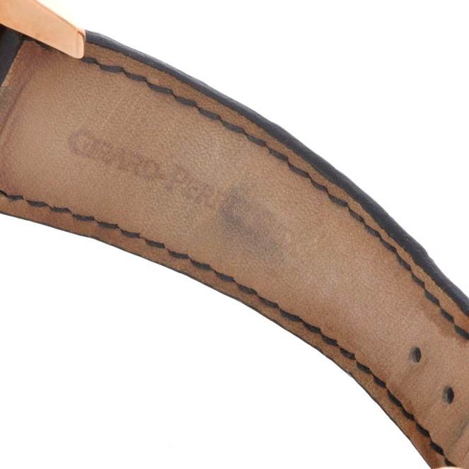 This is a close-up of the leather strap for the Girard-Perregaux 49800 Men
s Rose Gold Black Dial 49800 Men
s Rose Gold Black Dial World Time WW.TC 18K Rose Gold Watch 49800.