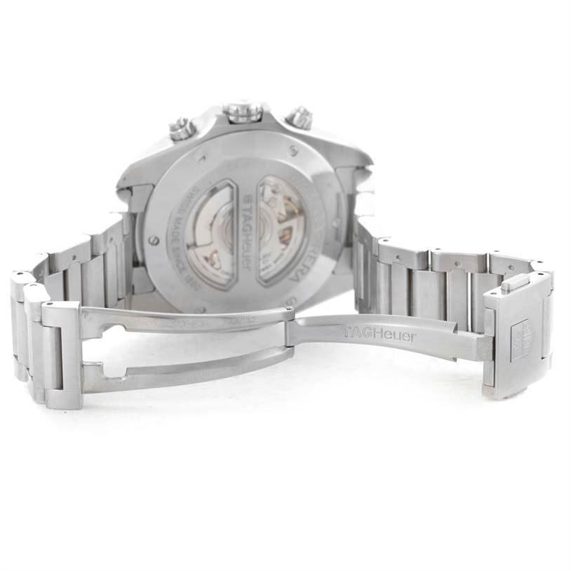 The image shows the back view and open clasp of a Tag Heuer Carrera CAV511B Men
s Stainless Steel Silver Dial CAV511B Men
s Stainless Steel Silver Dial watch, revealing its movement and bracelet.