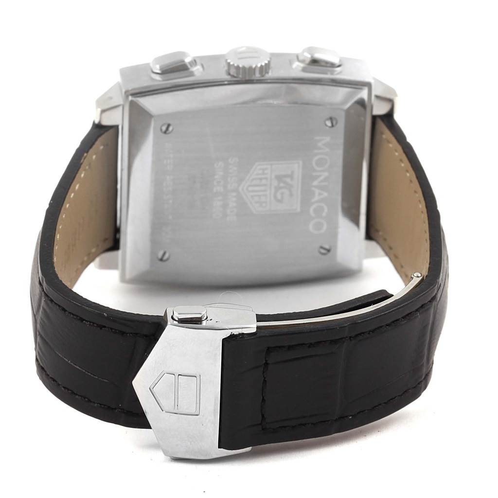 The image shows the back view of a Tag Heuer Monaco CW2113 Men
s Stainless Steel Blue Dial CW2113 Men
s Stainless Steel Blue Dial watch, highlighting the clasp and leather strap.