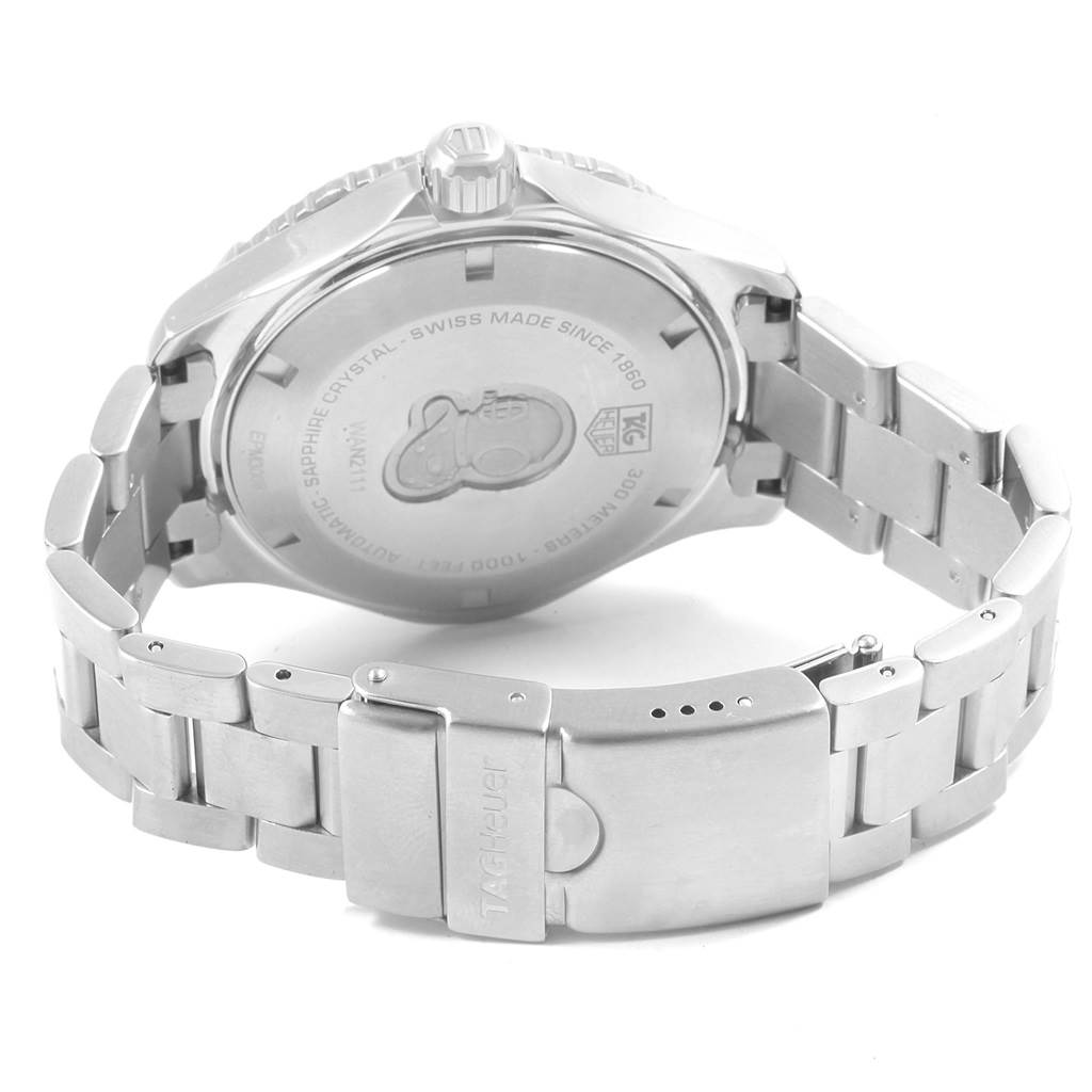 The image shows the back and bracelet of a Tag Heuer Aquaracer WAN2111.BA0822 Men
s Stainless Steel Blue Dial WAN2111.BA0822 Men
s Stainless Steel Blue Dial watch, highlighting the clasps and rear case details.