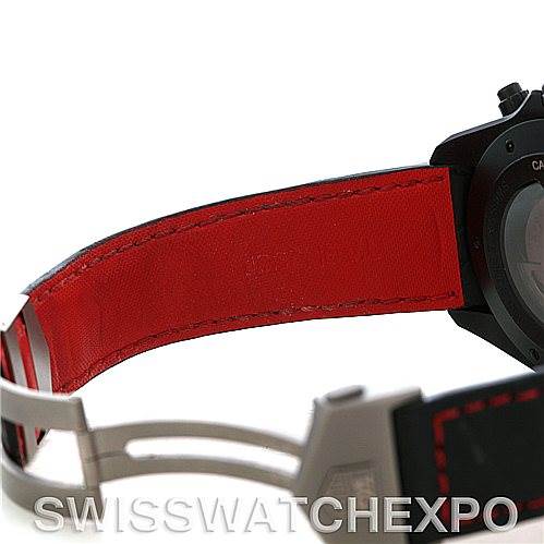 This image of a Tag Heuer Carrera CAV518B Men's Stainless Steel Black Dial CAV518B Men's Stainless Steel Black Dial watch shows the inner side of the strap from a side angle.