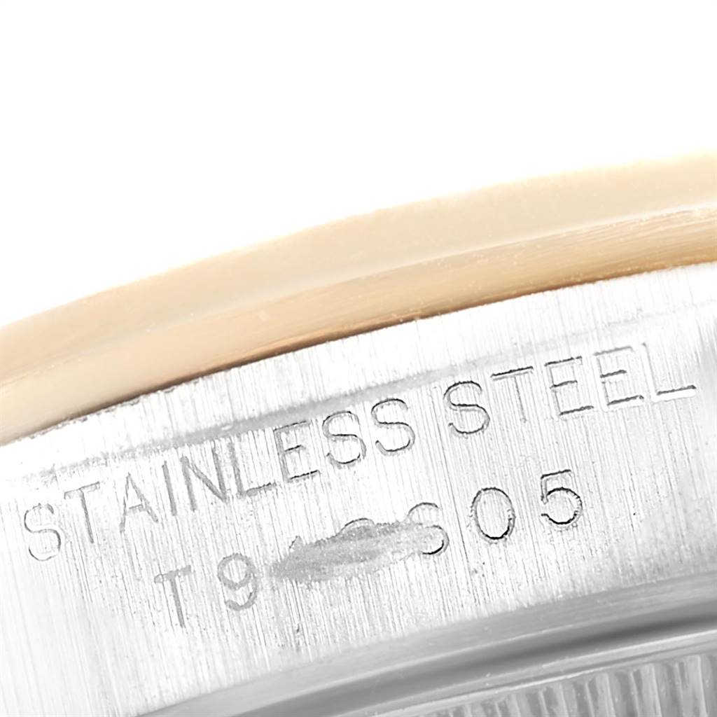 This is a close-up angle of the stainless steel casing of a Rolex Oyster Perpetual 67183 Women
s Steel and Gold (two tone) Champagne Dial 67183 Women
s Steel and Gold (two tone) Champagne Dial watch.