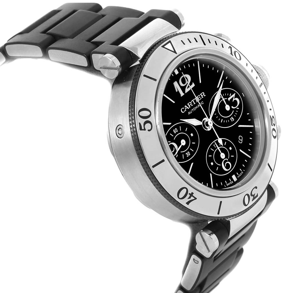 This angled shot of the Cartier Pasha W31088U2 Men
s Stainless Steel Black Dial W31088U2 Men
s Stainless Steel Black Dial model showcases its dial, bezel, and part of the strap.