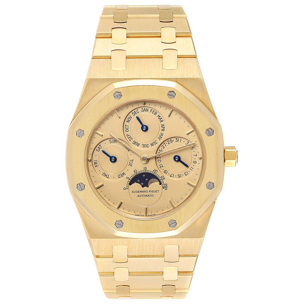 The image shows a frontal view of an Audemars Piguet Royal Oak 25654BA. 0. 0944BA. 01 Men's Yellow Gold Champagne Dial 25654BA. 0. 0944BA. 01 Men's Yellow Gold Champagne Dial watch with a golden case and bracelet.
