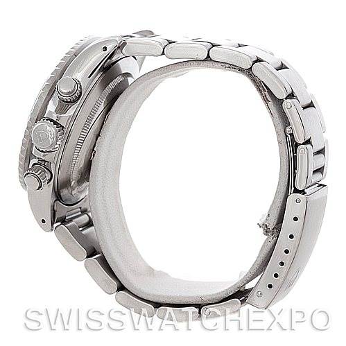 This side angle of the Tudor Tiger 79280 Men
s Stainless Steel White Dial 79280 Men
s Stainless Steel White Dial watch shows the bracelet, case, and crown with pushers.