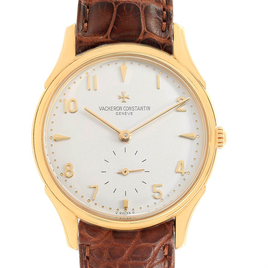 This Vacheron Constantin Historiques 92239 Men's Yellow Gold Silver Dial 92239 Men's Yellow Gold Silver Dial model watch is shown from a frontal angle, displaying its dial, hands, and leather strap.