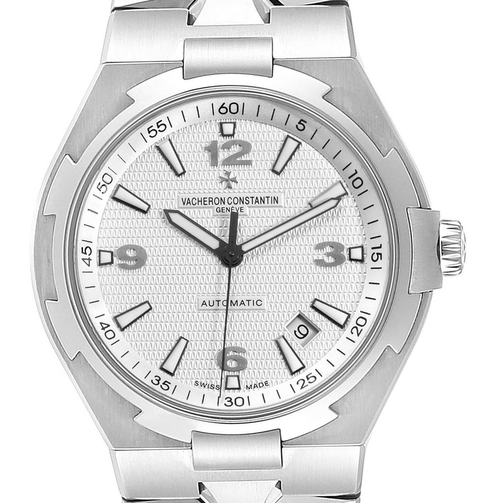 This image shows a front view of the Vacheron Constantin Overseas 47040B01A-9093 Men's Stainless Steel Silver Dial 47040B01A-9093 Men's Stainless Steel Silver Dial watch, highlighting its dial, bezel, hands, and bracelet.