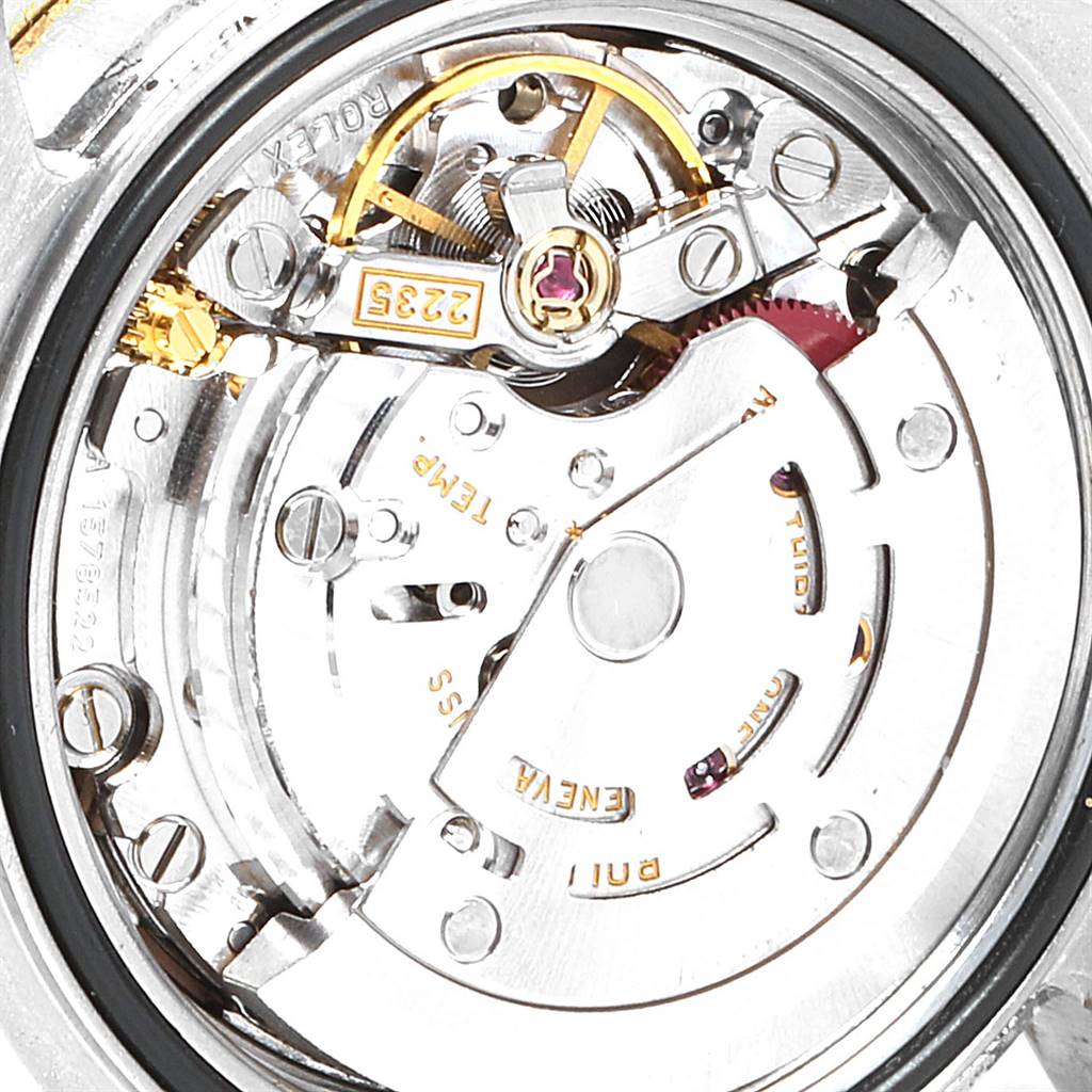 This image shows the internal movement mechanism of a Rolex Yacht-Master 169623 Women's Steel and Gold (two tone) Mother of Pearl Dial 169623 Women's Steel and Gold (two tone) Mother of Pearl Dial watch from a close-up, top-down angle.