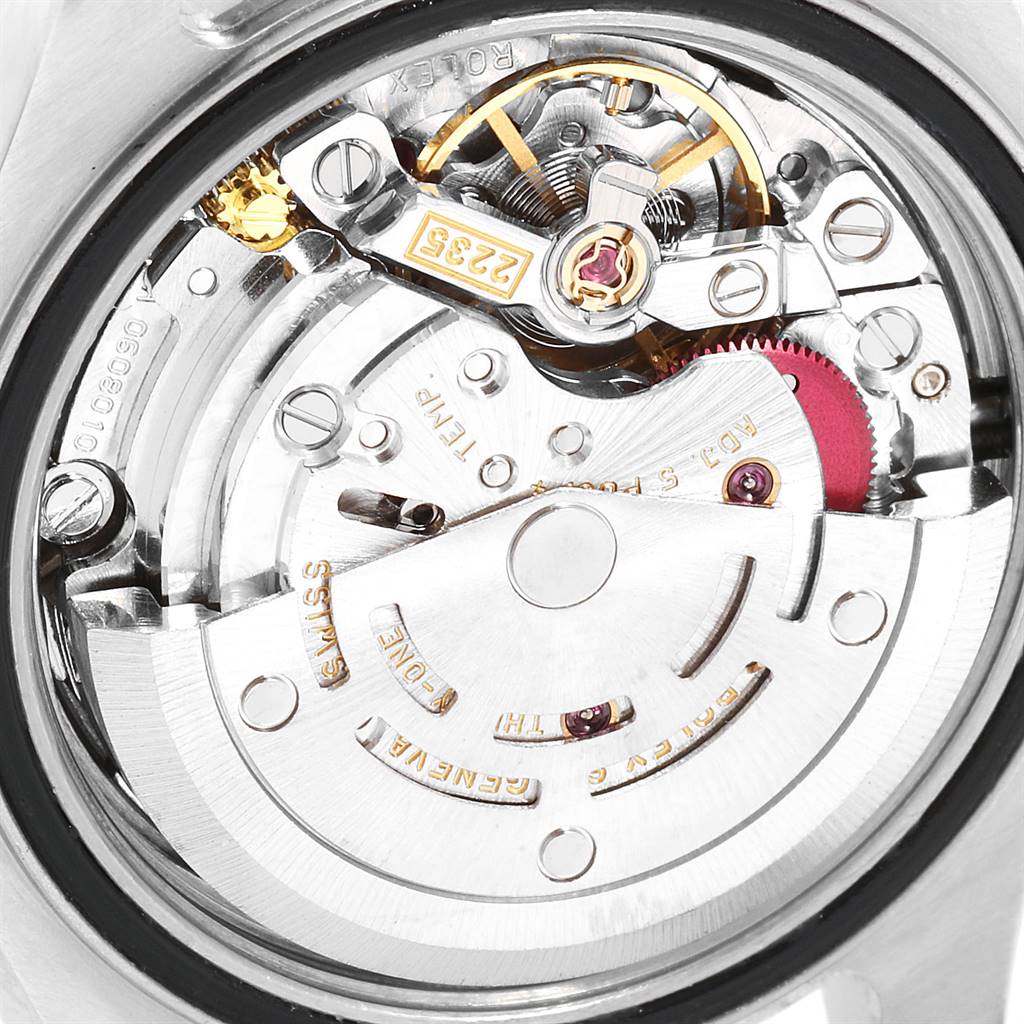 This image shows an inside view of the Rolex Yacht-Master 169623 Women's Steel and Gold (two tone) White Dial 169623 Women's Steel and Gold (two tone) White Dial watch movement mechanism.