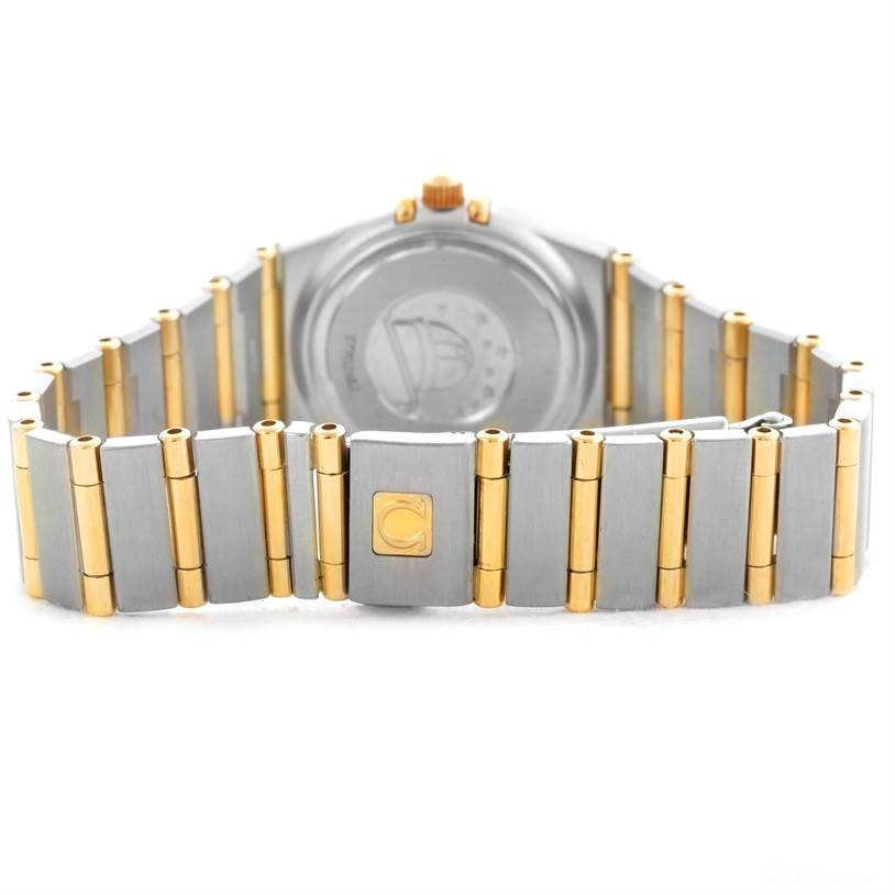 The image shows the back view and bracelet of the Omega 1267.70.00 Women
s Steel and Gold (two tone) Mother of Pearl Dial 1267.70.00 Women
s Steel and Gold (two tone) Mother of Pearl Dial Constellation My Choice Mini Steel Gold Diamond Watch 1267.70.00.