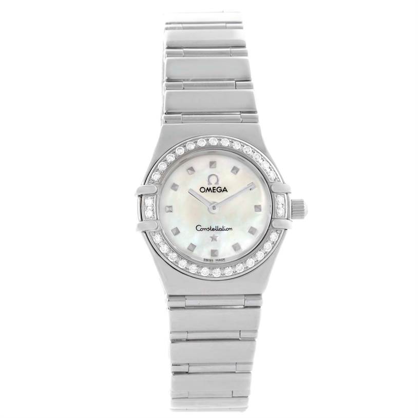 This image shows a front view of the Omega 1465.71.00 Women
s Stainless Steel Mother of Pearl Dial 1465.71.00 Women
s Stainless Steel Mother of Pearl Dial Constellation My Choice Mini Diamond Steel Watch 1465.71.00, highlighting its dial and bracelet.