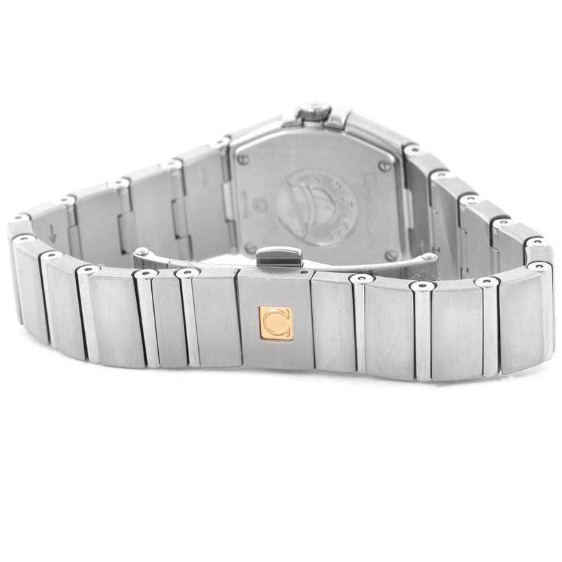 This image shows the bracelet and closed clasp of the Omega 123.15.27.60.55.002 Women
s Stainless Steel Mother of Pearl Dial 123.15.27.60.55.002 Women
s Stainless Steel Mother of Pearl Dial Constellation 27mm Diamond Ladies Watch 123.15.27.60.55.002.