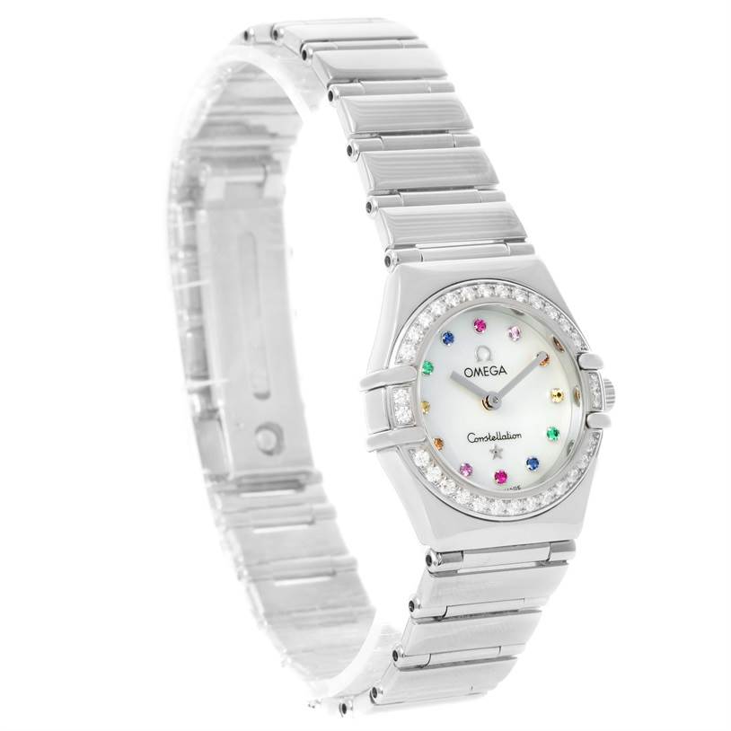 The image shows a side angle of the Omega 1465.79.00 Women
s Stainless Steel Mother of Pearl Dial 1465.79.00 Women
s Stainless Steel Mother of Pearl Dial Constellation Iris My Choice Steel Multi Stone Watch 1465.79.00, focusing on its face and bracelet.