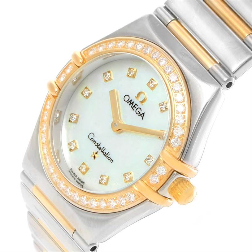 The image shows a close-up of the face and part of the bracelet of the Omega 1376.75.00 Women
s Steel and Gold (two tone) Mother of Pearl Dial 1376.75.00 Women
s Steel and Gold (two tone) Mother of Pearl Dial Constellation My Choice Steel Yellow Gold Diamond Watch 1376.75.00.