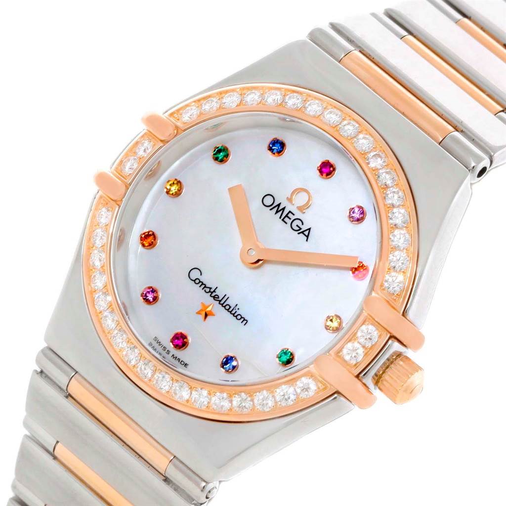 The image shows an angled view of the Omega 1465.79.00 Women
s Steel and Gold (two tone) Mother of Pearl Dial 1465.79.00 Women
s Steel and Gold (two tone) Mother of Pearl Dial Constellation Iris My Choice Steel Rose Gold Ladies Watch, highlighting its dial, bezel, and bracelet.