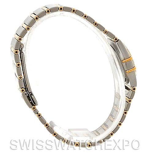 The image shows a side profile of the band of an Omega 1267.15.00 Women
s Steel and Gold (two tone) Champagne Dial 1267.15.00 Women
s Steel and Gold (two tone) Champagne Dial Constellation Mini Steel 18K Yellow Gold Diamond 1267.15.00 watch.