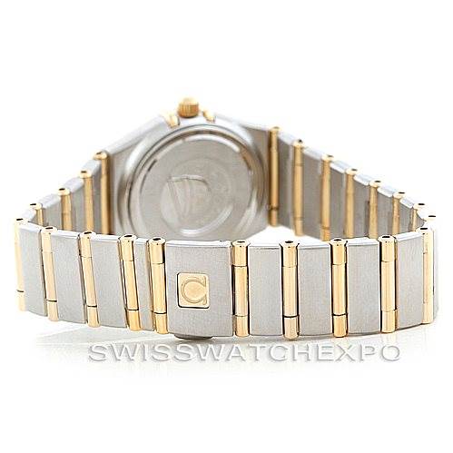 This image shows the back and band of the Omega 1267.70.00 Women
s Steel and Gold (two tone) Mother of Pearl Dial 1267.70.00 Women
s Steel and Gold (two tone) Mother of Pearl Dial Constellation My Choice Steel Gold Diamond Watch 1267.70.00 model.
