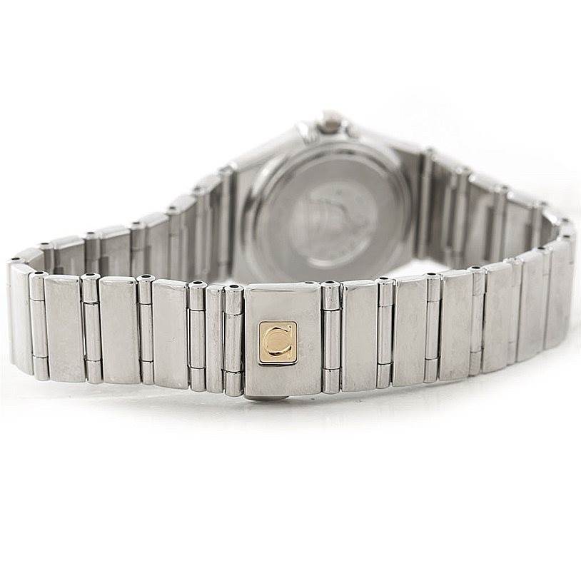The image shows the back and bracelet of the Omega 1465.71.00 Women
s Stainless Steel Mother of Pearl Dial 1465.71.00 Women
s Stainless Steel Mother of Pearl Dial Constellation My Choice Ladies Mini Diamond Watch model 1465.71.00.