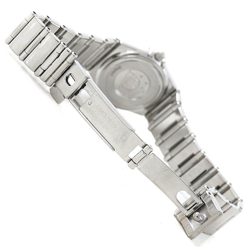 The image shows the back and clasp of the Omega 1465.71.00 Women
s Stainless Steel Mother of Pearl Dial 1465.71.00 Women
s Stainless Steel Mother of Pearl Dial Constellation My Choice Ladies Diamond Mini Watch model 1465.71.00.