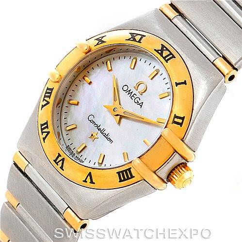 The image shows an angled view of the Omega 1372.70.00 Women
s Steel and Gold (two tone) Mother of Pearl Dial 1372.70.00 Women
s Steel and Gold (two tone) Mother of Pearl Dial Constellation Steel and Gold Ladies Watch 1372.70.00, highlighting the face, bezel, and part of the bracelet.