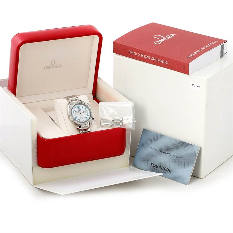 The Omega 3534.71.00 Women's Stainless Steel Mother of Pearl Dial 3534.71.00 Women's Stainless Steel Mother of Pearl Dial Speedmaster Ladies 3534.71.00 watch is shown in its box with extra links, a manual, and a certificate.