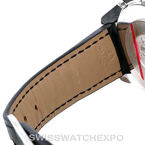 This image shows the side of the Omega 3835.76.31 Women
s Stainless Steel Mother of Pearl Dial 3835.76.31 Women
s Stainless Steel Mother of Pearl Dial Speedmaster Ladies Diamond MOP Dial 3835.76.31 watch, focusing on the strap and part of the case back.