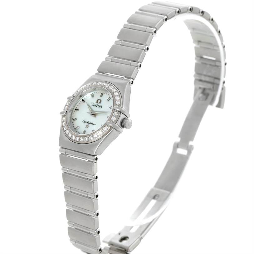 The Omega 1466.71.00 Women
s Stainless Steel Mother of Pearl Dial 1466.71.00 Women
s Stainless Steel Mother of Pearl Dial Constellation 95 My Choice Ladies Mini Watch 1466.71.00 is shown at a front-side angle, highlighting its bracelet and dial.