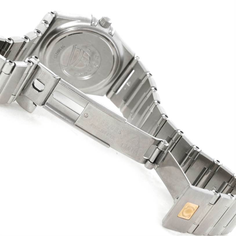 The image shows the rear view of the Omega 1466.71.00 Women
s Stainless Steel Mother of Pearl Dial 1466.71.00 Women
s Stainless Steel Mother of Pearl Dial Constellation 95 My Choice Ladies Mini Watch 1466.71.00, highlighting the bracelet and clasp.