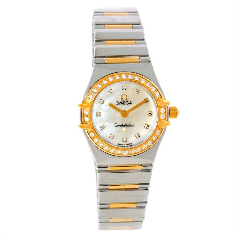 The image shows a front view of the Omega 1365.71.00 Women
s Steel and Gold (two tone) Mother of Pearl Dial 1365.71.00 Women
s Steel and Gold (two tone) Mother of Pearl Dial Constellation Mini Steel Yellow Gold Diamond Watch model 1365.71.00.