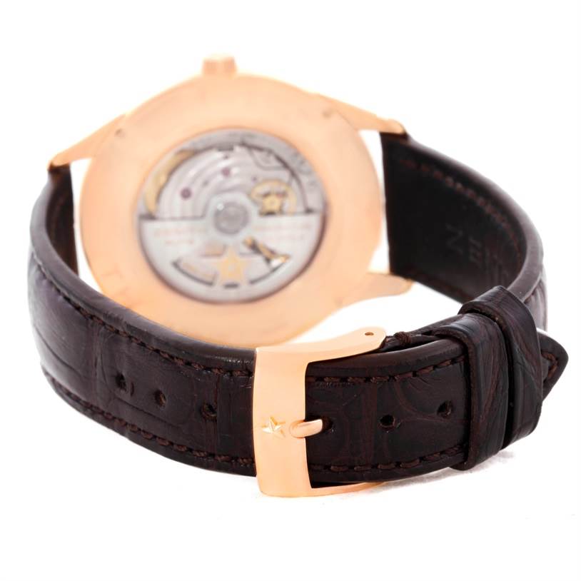 The image shows the back view of a Zenith Captain 18.2020.670 Men's Rose Gold White Dial 18.2020.670 Men's Rose Gold White Dial model watch, highlighting its buckle and leather strap.