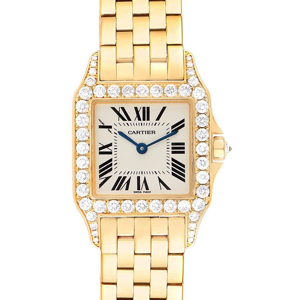 This straight-on view shows the face, bezel, and bracelet of the Cartier Santos Demoiselle WF9002Y7 Women
s Yellow Gold Silver Dial WF9002Y7 Women
s Yellow Gold Silver Dial watch.