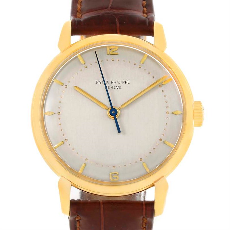 This image shows the front view of a Patek Philippe Calatrava 18k Yellow Gold Men's Vintage Watch, model 2482.